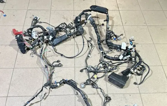 Engine installation wiring loom