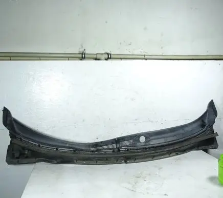 Wiper trim