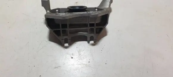 Dacia Jogger Gearbox mounting bracket 112535643R