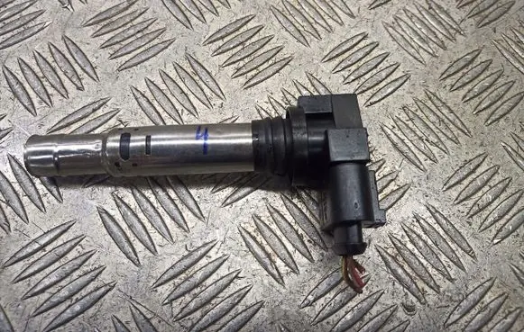 Volkswagen Touran I Spark distributor 