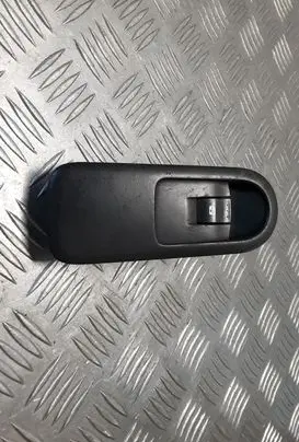 Renault Scenic II - Grand scenic II Electric window control switch 156013740