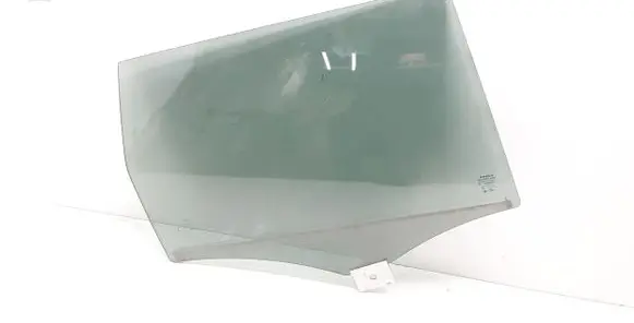 Volvo V70 Rear door window glass