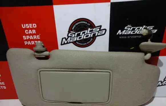Infiniti G35 Sun visor