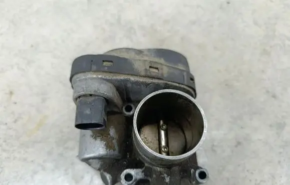 Audi A2 Throttle body valve 036133062B