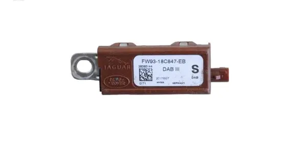 Jaguar E-Pace Aerial antenna amplifier FW9318C847EB