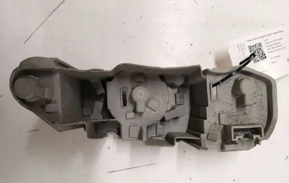 Toyota Corolla Verso AR10 Tail light bulb cover holder