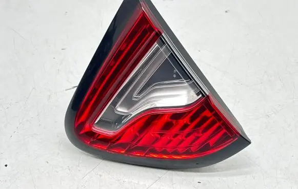 Renault Captur Tailgate rear/tail lights 265501712R