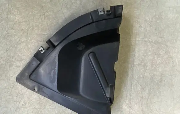 Iveco Daily 6th gen Front wheel arch liner splash guards