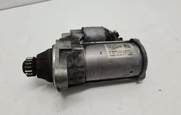 Volkswagen Golf VII Starter motor 02Z911024Q