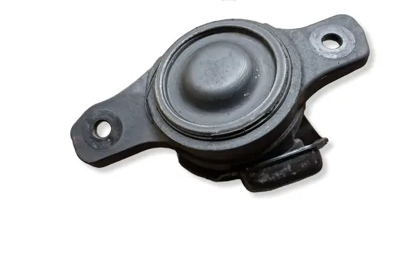 Subaru Forester SH Engine mount bracket 