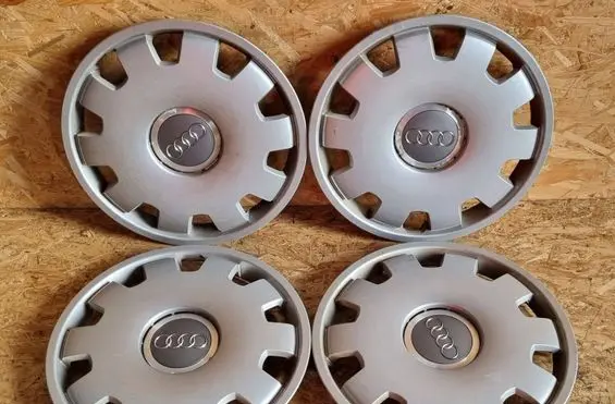 Audi A4 S4 B7 8E 8H R16 wheel hub/cap/trim 4B0601147D