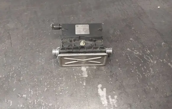 BMW 3 E46 Coolant heater 6918806 64126918806