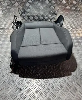 Audi A3 8Y Front passenger seat VW23676