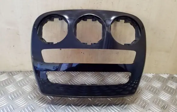 Mercedes-Benz C W205 Panel trim A2056805707