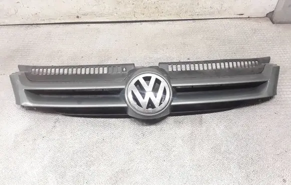 Volkswagen Golf Plus Front bumper upper radiator grill 