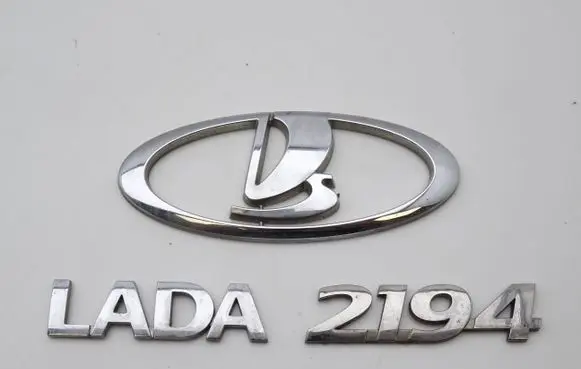 Lada Kalina II Manufacturers badge/model letters