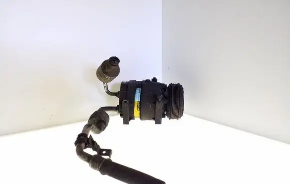 Renault Laguna II Air conditioning (A/C) compressor (pump) 7700105765