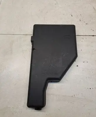 Toyota Prius (XW20) Fuse box cover 8644YA1