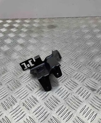 BMW X1 U11 Fender mounting bracket 9629116 9883402