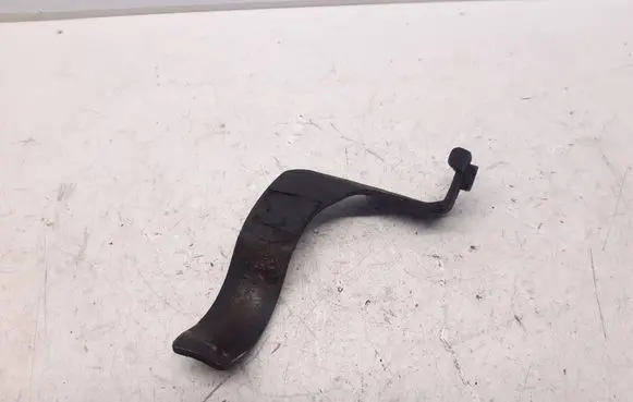 Ford Focus Engine mounting bracket BV615C750AB