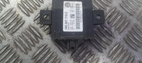Audi A3 S3 8P Alarm control unit/module 1K0907719C 1K0.907.719.C