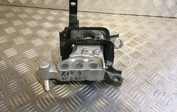 Toyota Previa (XR30, XR40) II Engine mounting bracket