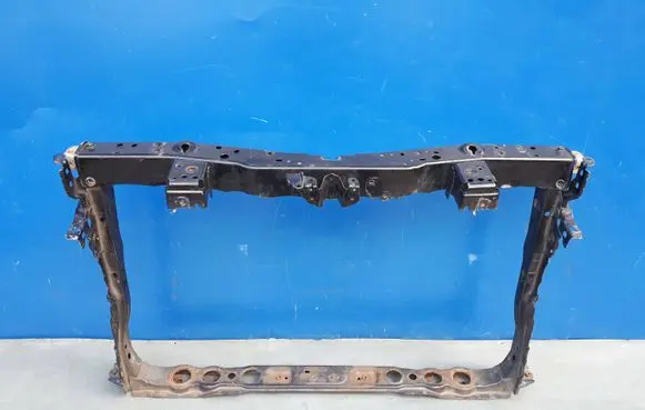 Toyota Prius (XW30) Radiator support slam panel bracket 