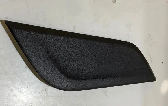 Ford Mustang VI Centre console side trim front FR3B63044E07A