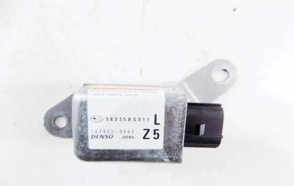 Subaru Legacy Airbag deployment crash/impact sensor 98235ag011
