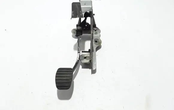 Renault Clio IV Brake pedal 465013423R