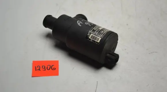 Audi A6 S6 C4 4A Idle control valve (regulator) 048133455
