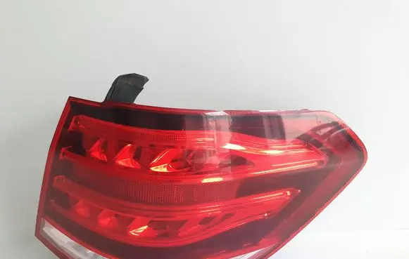 Mercedes-Benz E W212 Rear/tail lights A2129061803