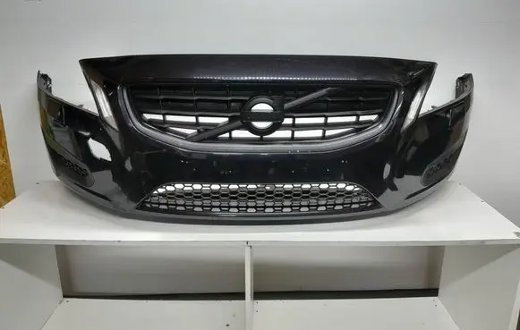 Volvo V60 Front bumper 31290811 31333690 31210009