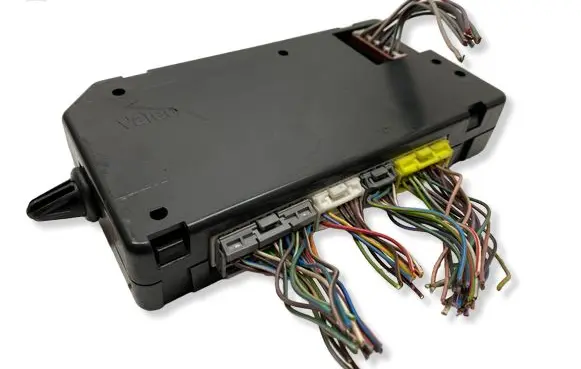 Land Rover Discovery Other control units/modules YWC000310 73004311A