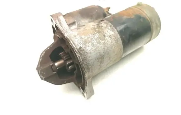 Opel Zafira B Starter motor 55353857 M001T30072