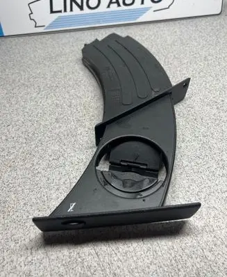 BMW 5 E60 E61 Cup holder 7034132