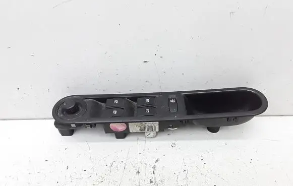 Renault Scenic RX Electric window control switch 8200328426