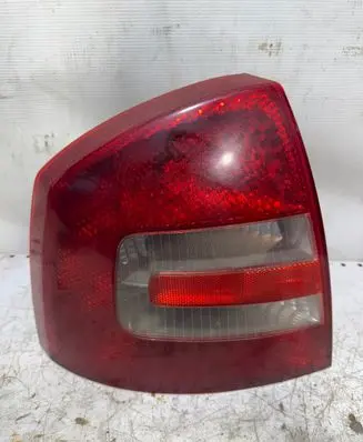 Skoda Octavia Mk2 (1Z) Rear/tail lights 1z5945095A 1L5945111A