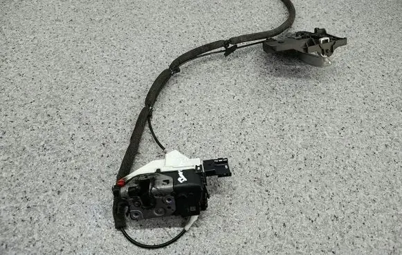 Citroen Berlingo Sliding door lock