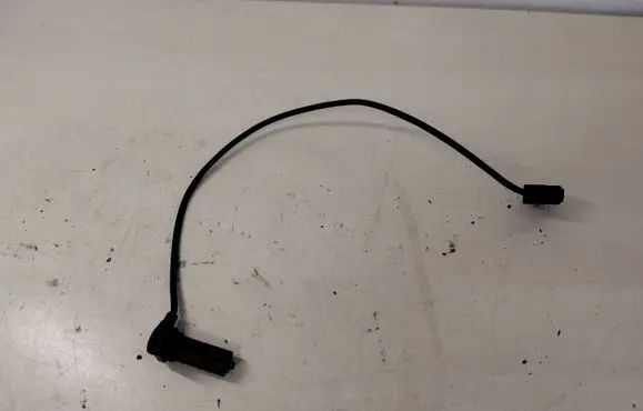 Audi A4 S4 B5 8D Crankshaft speed sensor 