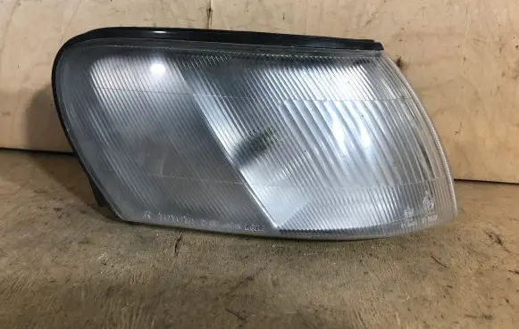 Front indicator light