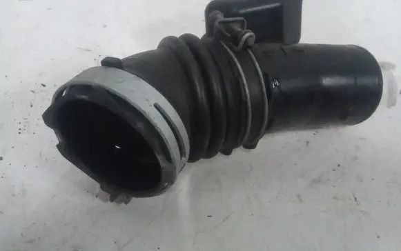 Toyota Prius+ (ZVW40) Air intake hose/pipe