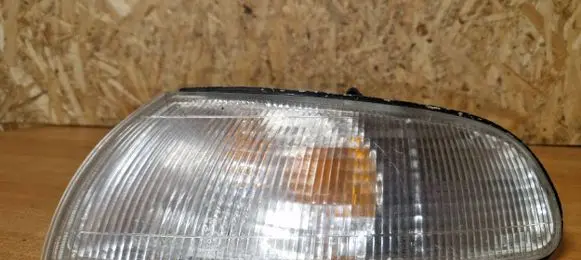 Front indicator light
