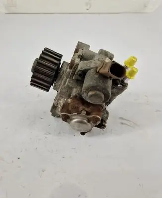 Volkswagen Transporter - Caravelle T6 Fuel injection high pressure pump 03N130755C