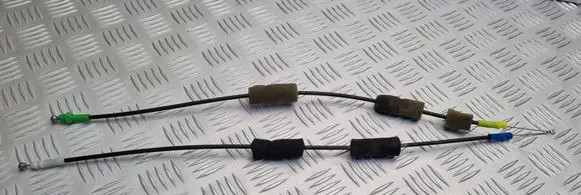 Lexus IS 220D-250-350 Rear door cable line