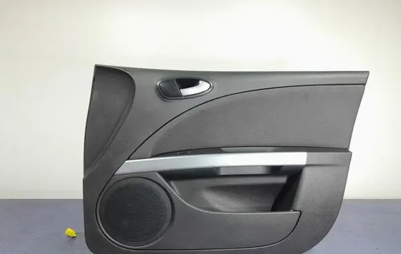 Seat Leon (1P) Door card panel trim set 