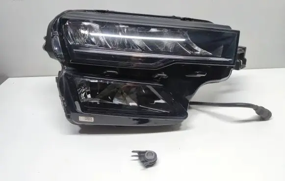 Skoda Karoq Headlight/headlamp 57B941010