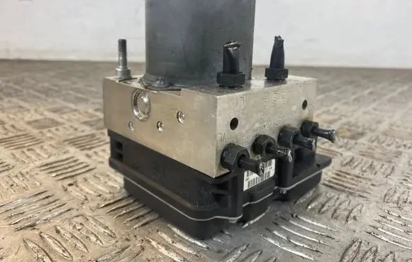 Audi A4 S4 B7 8E 8H ABS Pump 8E0614517BB 0265234327 8E0910517C