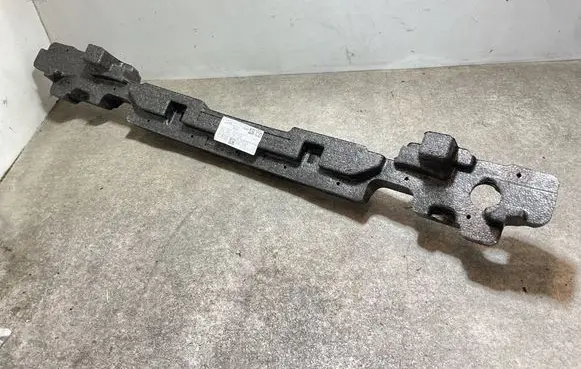 Front bumper foam support bar