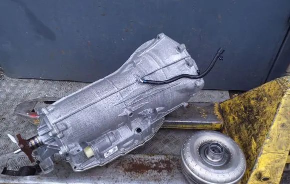 Chevrolet Camaro Automatic gearbox 1TBL 24290643 005041371